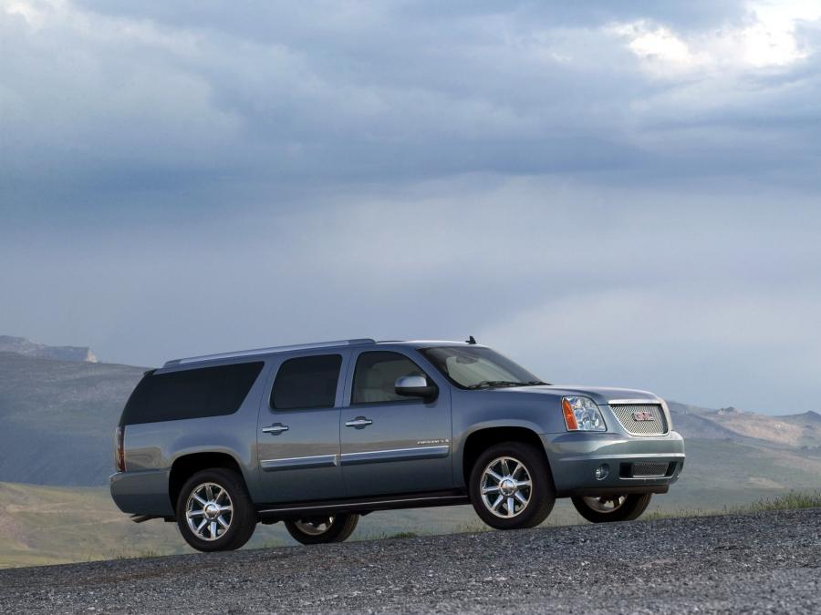  GMC Yukon XL Denali 2006 года  (фото 3 из 4)